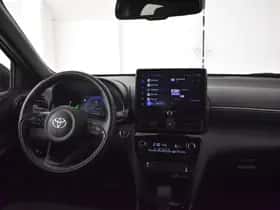 Toyota Yaris Cross (2024) thumbnail 4