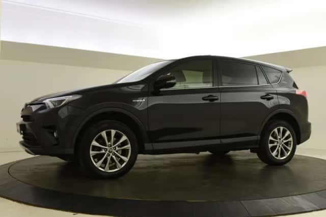 Toyota RAV4 (2018) thumbnail 5