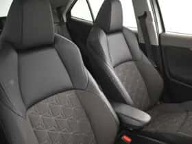 Toyota Yaris Cross (2025) thumbnail 4