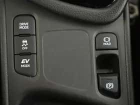 Toyota Yaris (2024) thumbnail 28