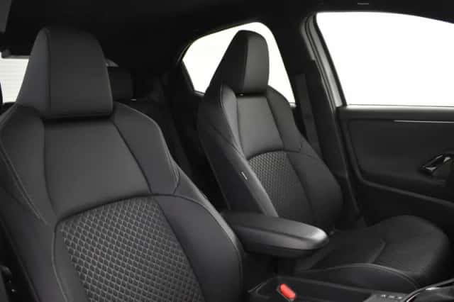 Toyota Yaris (2024) thumbnail 4