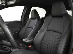 Toyota Yaris (2024) thumbnail 18