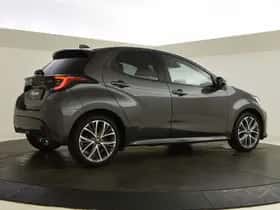 Toyota Yaris (2024) thumbnail 5