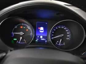 Toyota C-HR (2021) thumbnail 21
