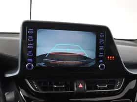 Toyota C-HR (2021) thumbnail 25