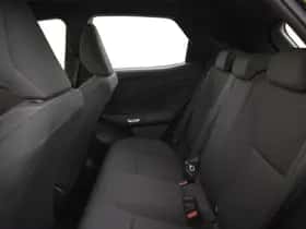Lexus LBX (2025) thumbnail 16