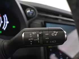 Lexus LBX (2025) thumbnail 27