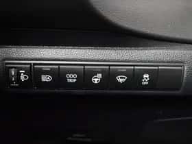 Toyota Corolla (2024) thumbnail 12