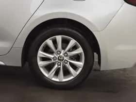 Toyota Corolla (2024) thumbnail 13