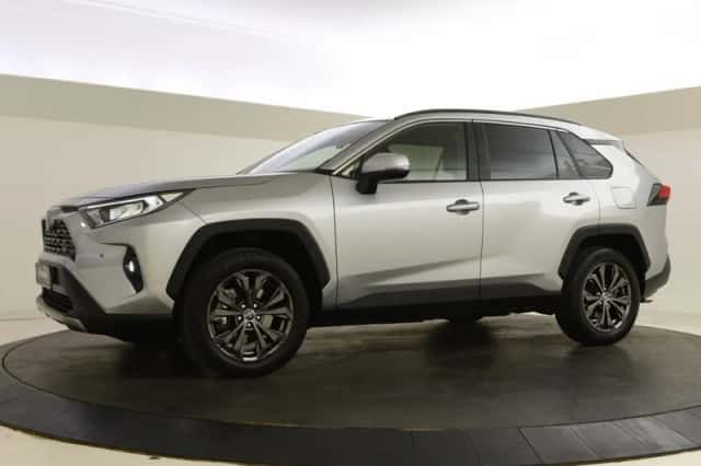 Toyota RAV4 (2022) thumbnail 5