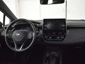 Toyota Corolla (2022) thumbnail 4