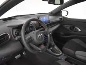 Toyota Yaris (2024) thumbnail 17