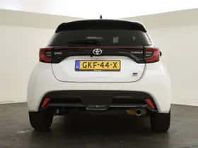 Toyota Yaris (2024) thumbnail 8