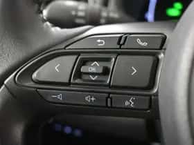 Toyota Yaris Cross (2024) thumbnail 12