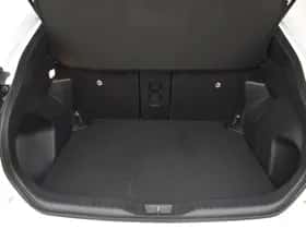 Toyota Yaris Cross (2024) thumbnail 24