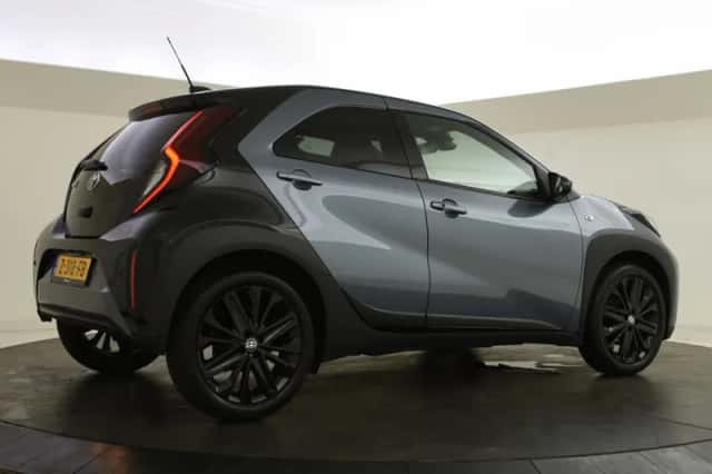 Toyota Aygo (2024) thumbnail 2