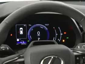Lexus LBX (2025) thumbnail 19
