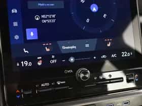 Lexus LBX (2025) thumbnail 31