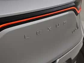 Lexus LBX (2025) thumbnail 38