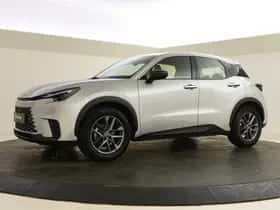 Lexus LBX (2025) thumbnail 5