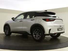 Lexus LBX (2025) thumbnail 6