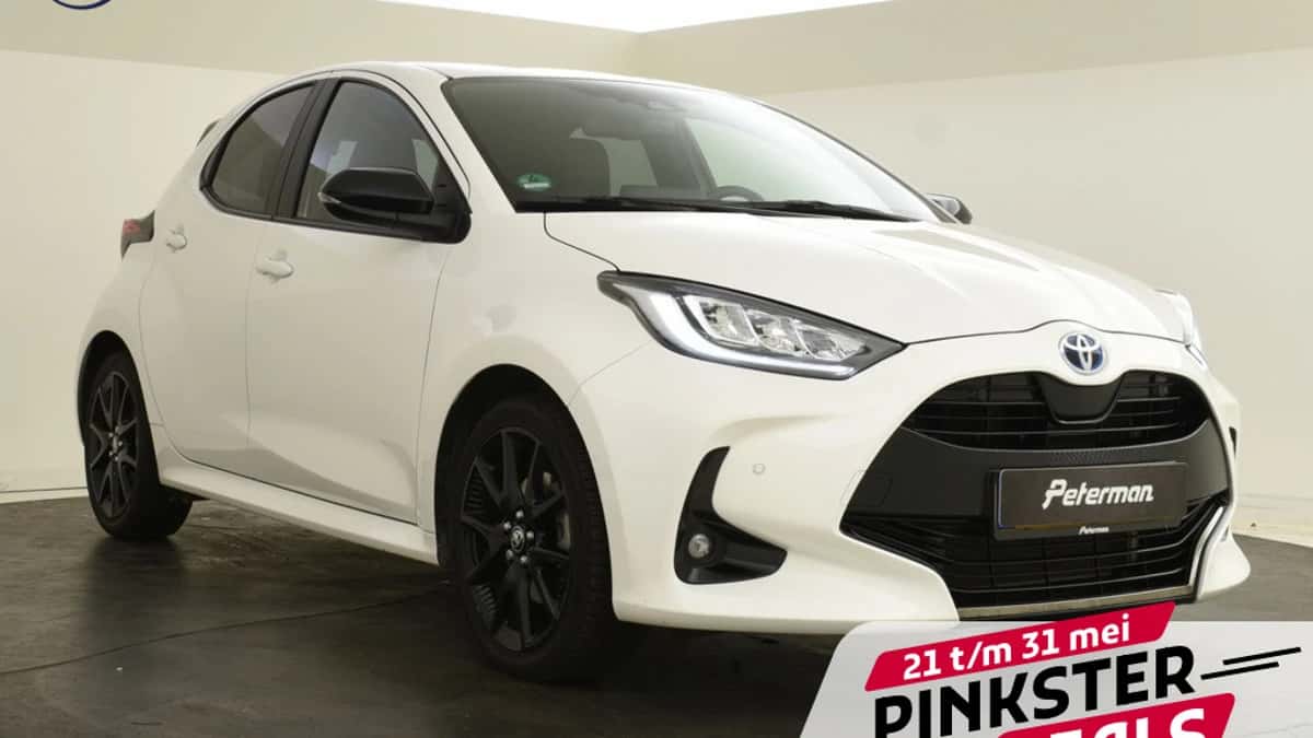 Toyota Yaris (2022) — foto 1