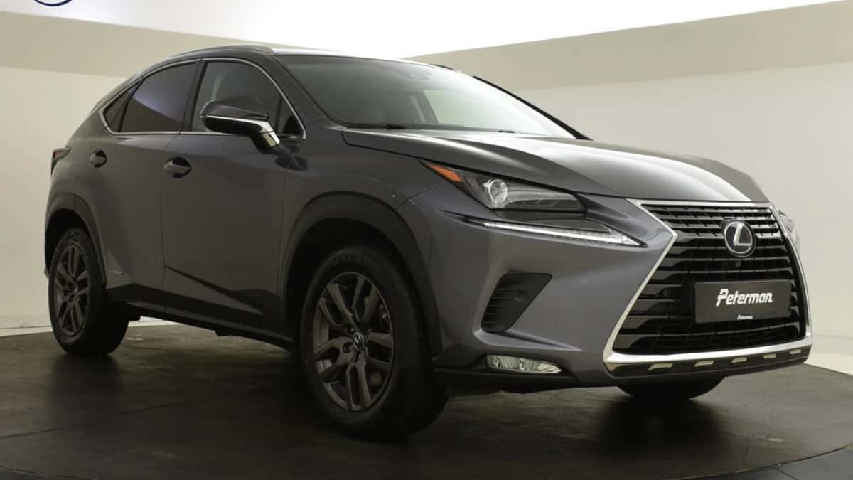 Lexus NX (2020) — foto 1