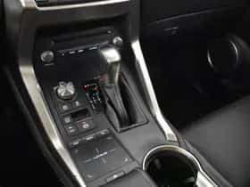 Lexus NX (2020) thumbnail 24