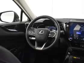 Lexus NX (2025) thumbnail 14