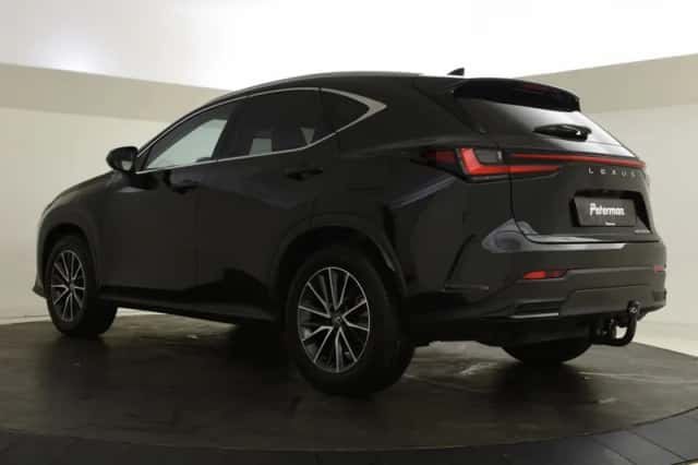 Lexus NX (2025) thumbnail 6