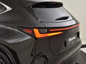 Lexus NX (2025) thumbnail 10