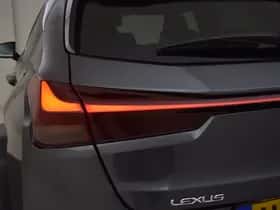 Lexus UX (2025) thumbnail 30