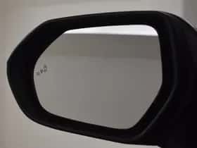 Toyota Yaris Cross (2025) thumbnail 25