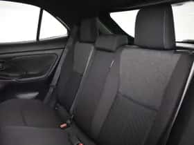 Toyota Yaris Cross (2025) thumbnail 10