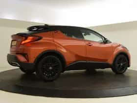 Toyota C-HR (2020) thumbnail 2