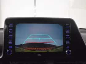 Toyota C-HR (2020) thumbnail 25