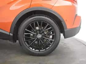 Toyota C-HR (2020) thumbnail 30