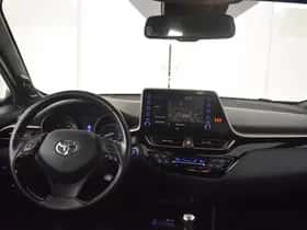 Toyota C-HR (2020) thumbnail 4