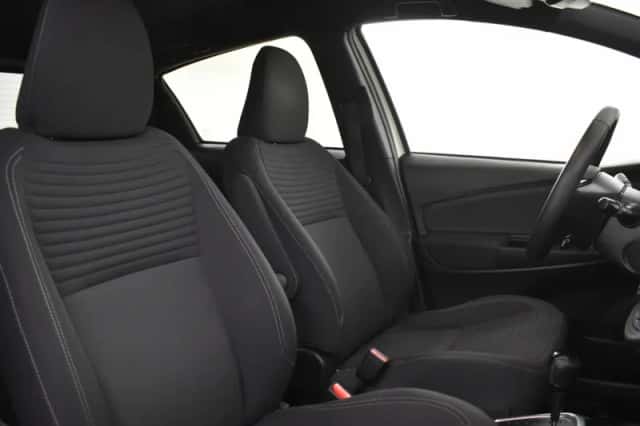 Toyota Yaris (2018) thumbnail 4