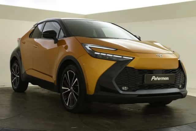 Toyota C-HR (2024) thumbnail 6