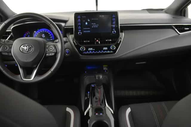 Toyota Corolla (2021) thumbnail 4