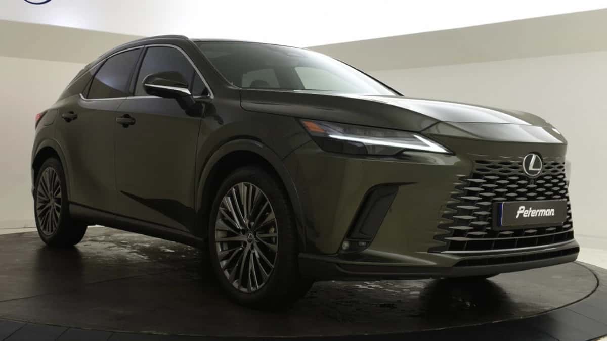 Lexus RX (2023) — foto 1