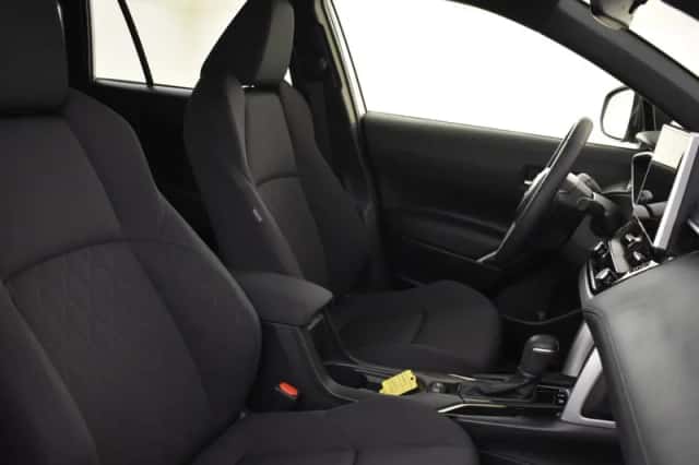 Toyota Corolla (2024) thumbnail 3