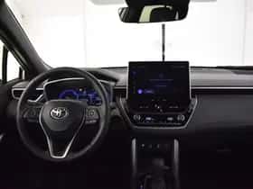 Toyota Corolla (2024) thumbnail 4