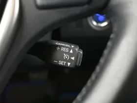 Toyota Auris (2015) thumbnail 19