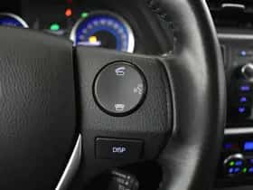Toyota Auris (2015) thumbnail 20