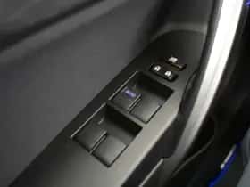 Toyota Auris (2015) thumbnail 26