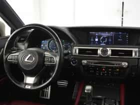 Lexus GS (2017) thumbnail 4