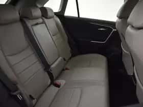 Toyota RAV4 (2021) thumbnail 20