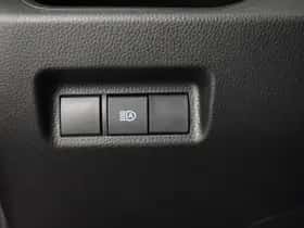 Toyota RAV4 (2021) thumbnail 27